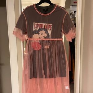 Two layers t-shirt dress